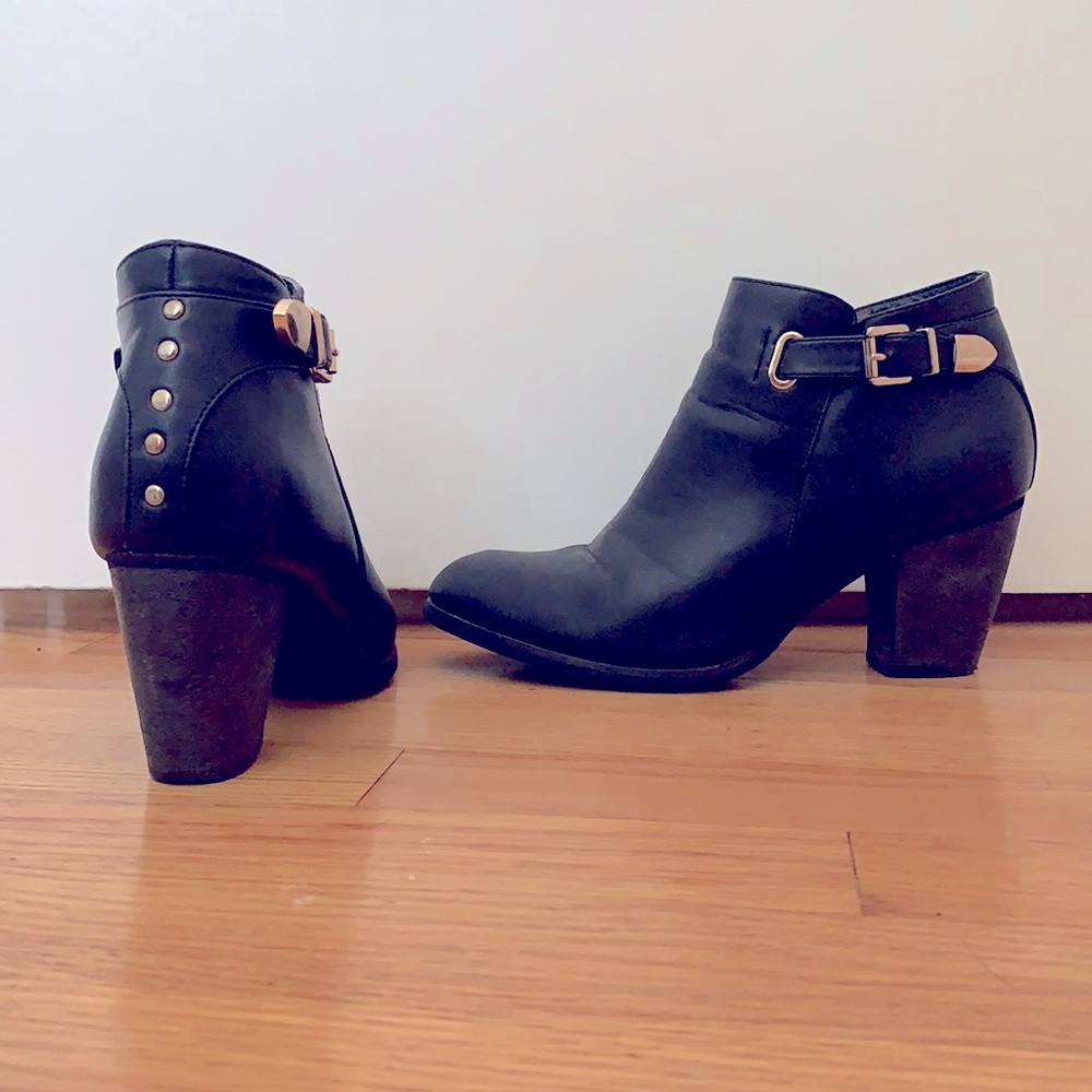 Heeled boots